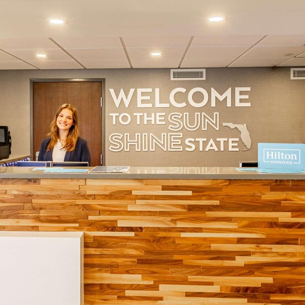 Hampton Inn Gainesville Buitenkant foto