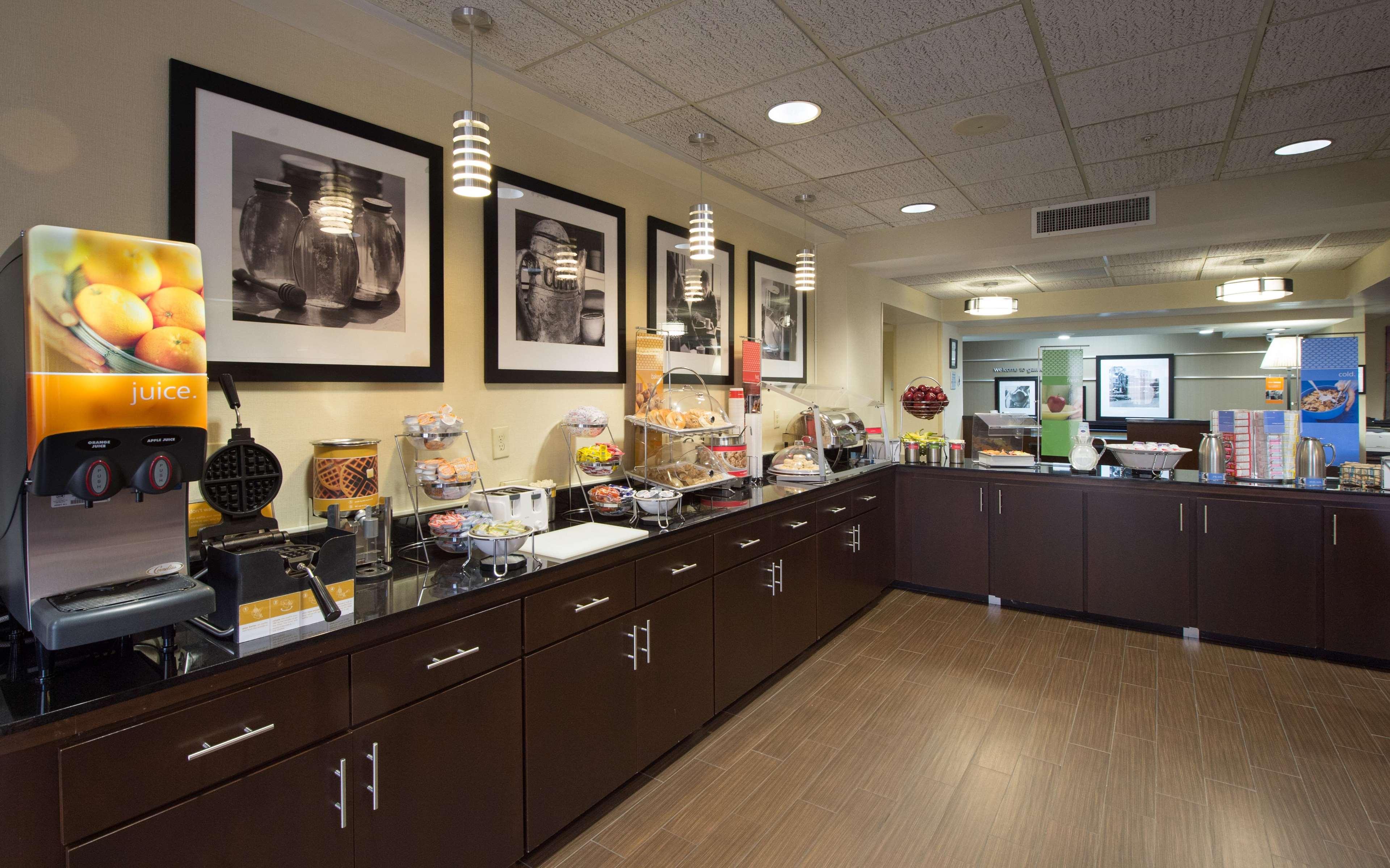 Hampton Inn Gainesville Buitenkant foto