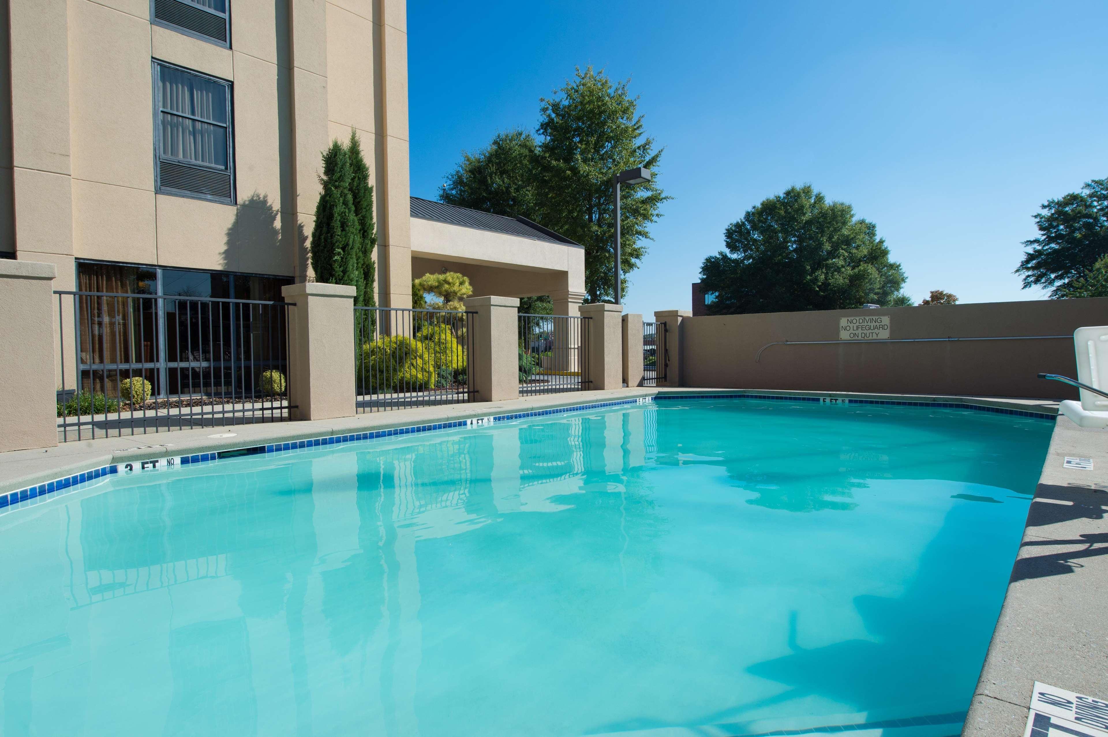 Hampton Inn Gainesville Buitenkant foto